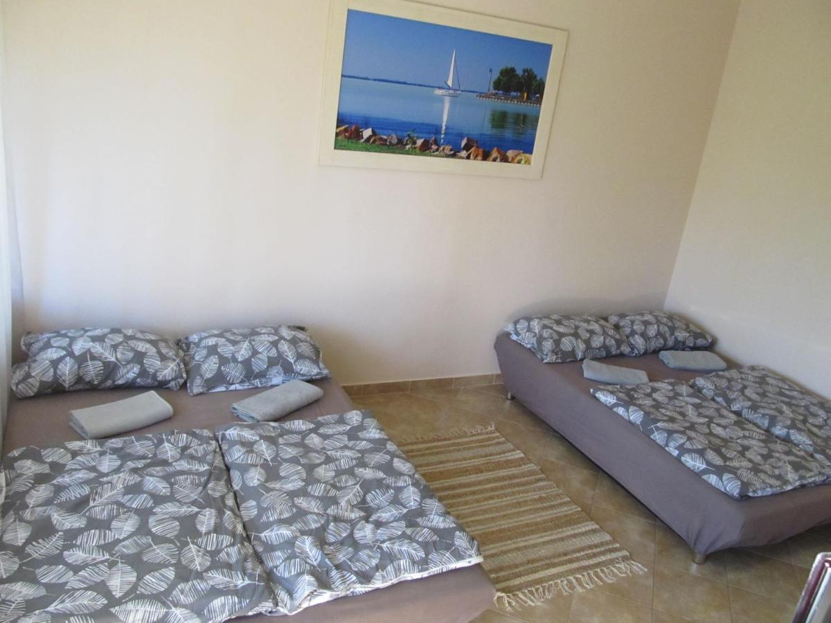 Venusz Apartment Balatonfured Luaran gambar